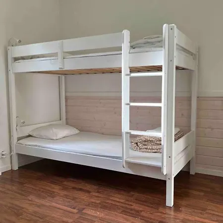 Entire Flat Located 2km From Center, Free Parking